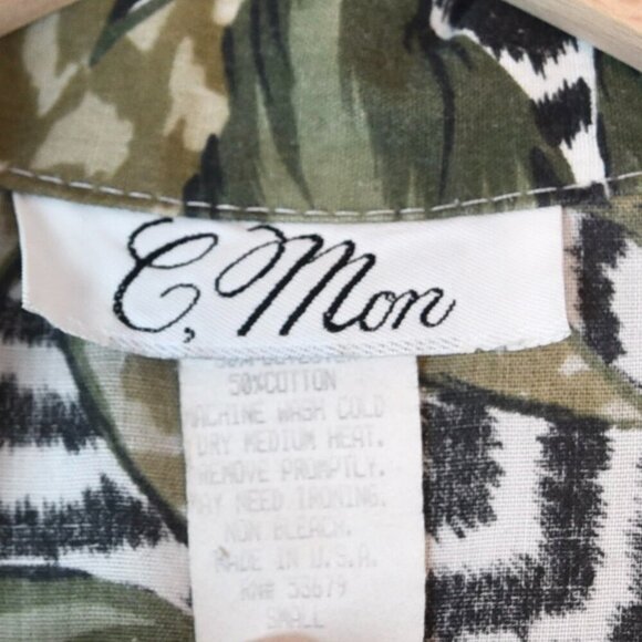 C, Mon Vintage Hawaiian Shirt Size Small USA Made Floral Jungle Camp Collar - Picture 7 of 7